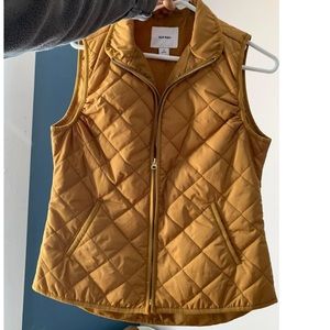 SIZE XS MUSTARD COLORED VEST W/POCKETS